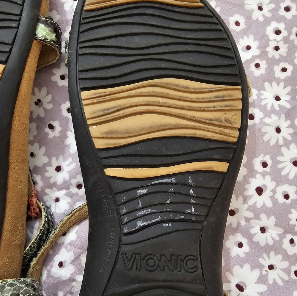 Vionic T Strap Snakeprint Sandals - image 7